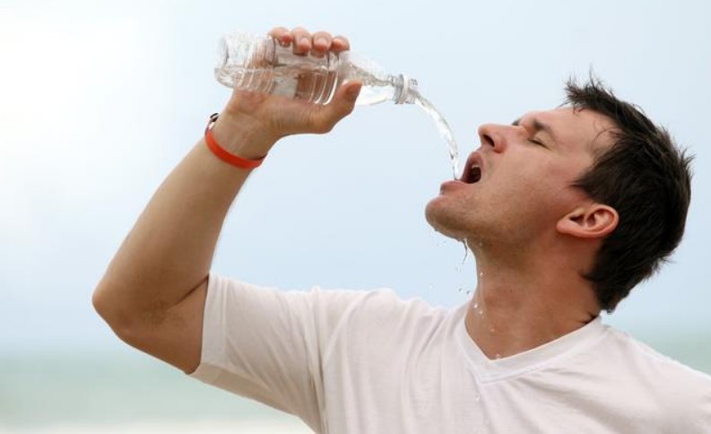 吃必利勁頭暈時處理方法：喝糖水或多喝水